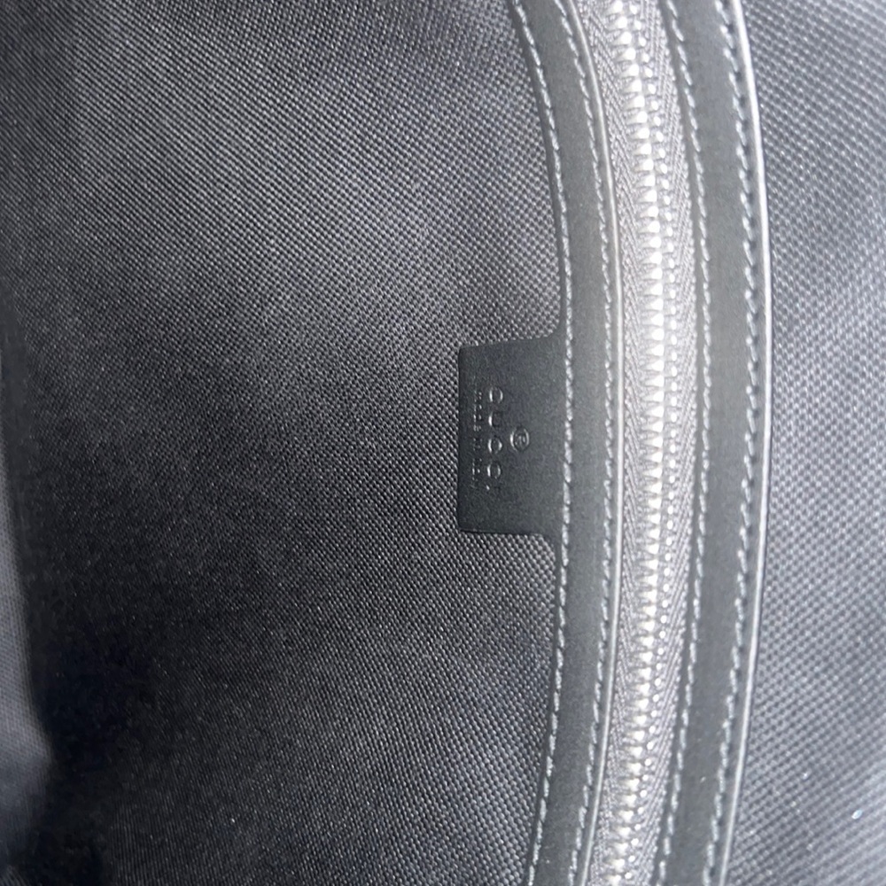 Gucci - Picture 3 of 4